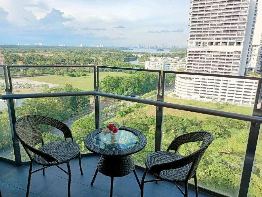 C0704 Almas Suite Seaview & Netflix Stay Nusajaya  Exterior foto